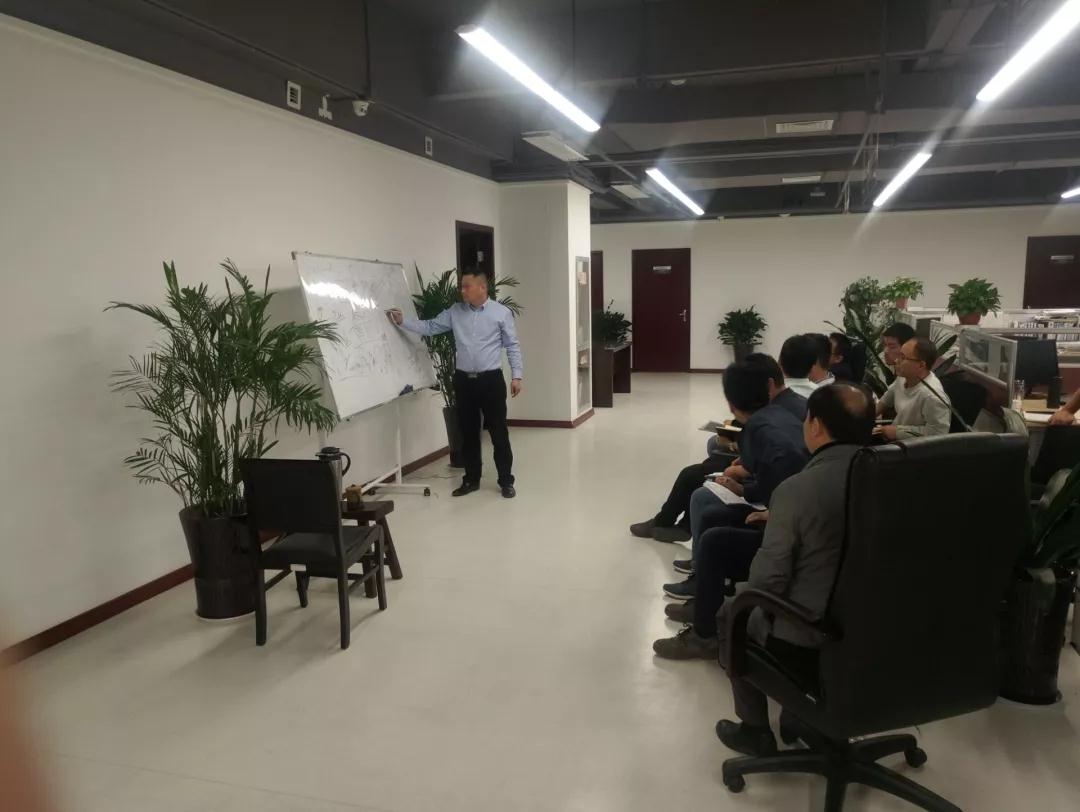 1560128474953907.jpg 1560128474953907.jpg