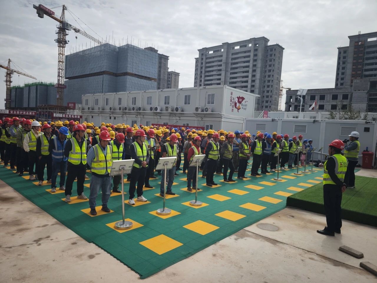 1728726003129719.jpg 1728726003129719.jpg