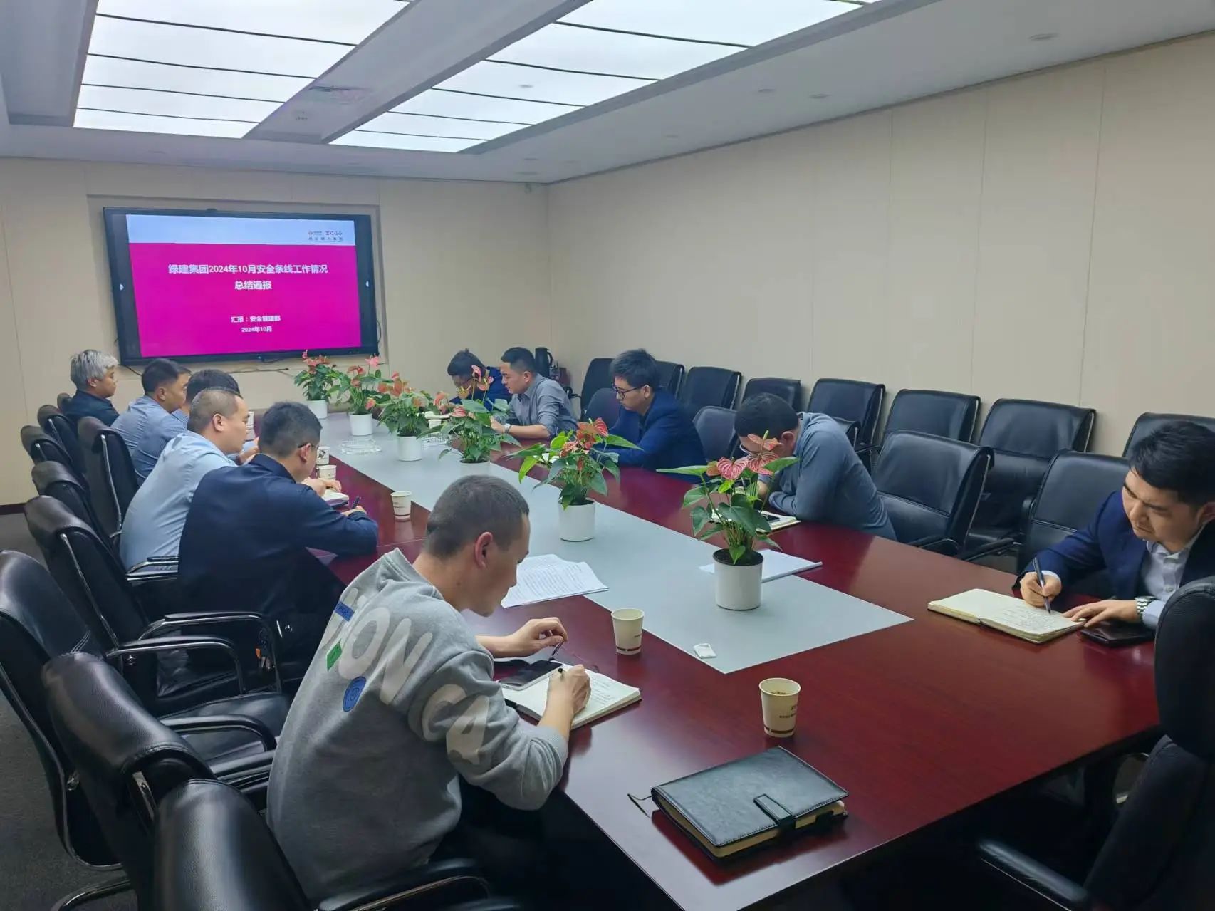 1734953332485587.jpg 1734953332485587.jpg